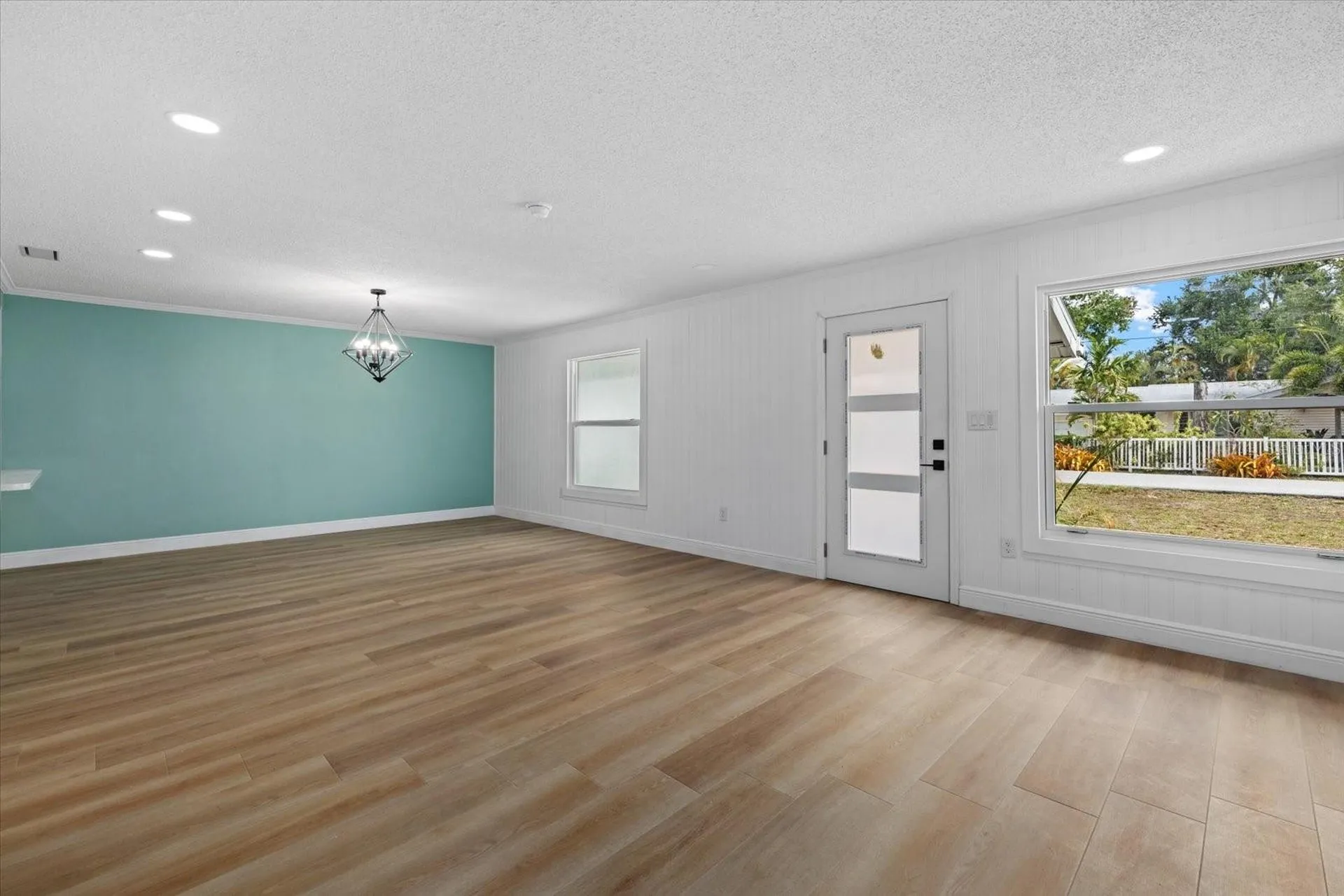 2818 Olympic Street Sarasota FL 34231