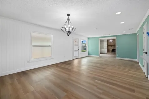 2818 Olympic Street Sarasota FL 34231