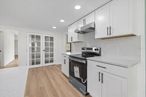 2818 Olympic Street Sarasota FL 34231