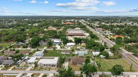 2818 Olympic Street Sarasota FL 34231
