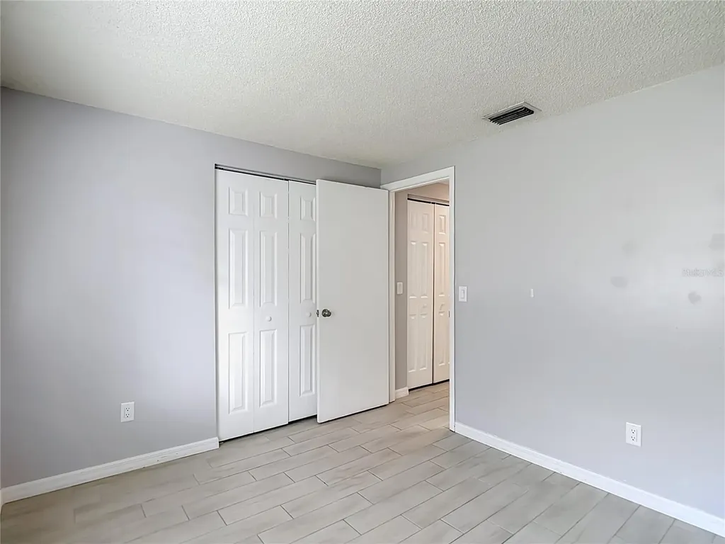 903 Carrie Cove Valrico FL 33594