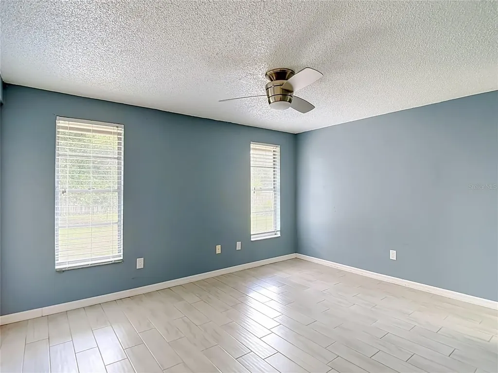 903 Carrie Cove Valrico FL 33594