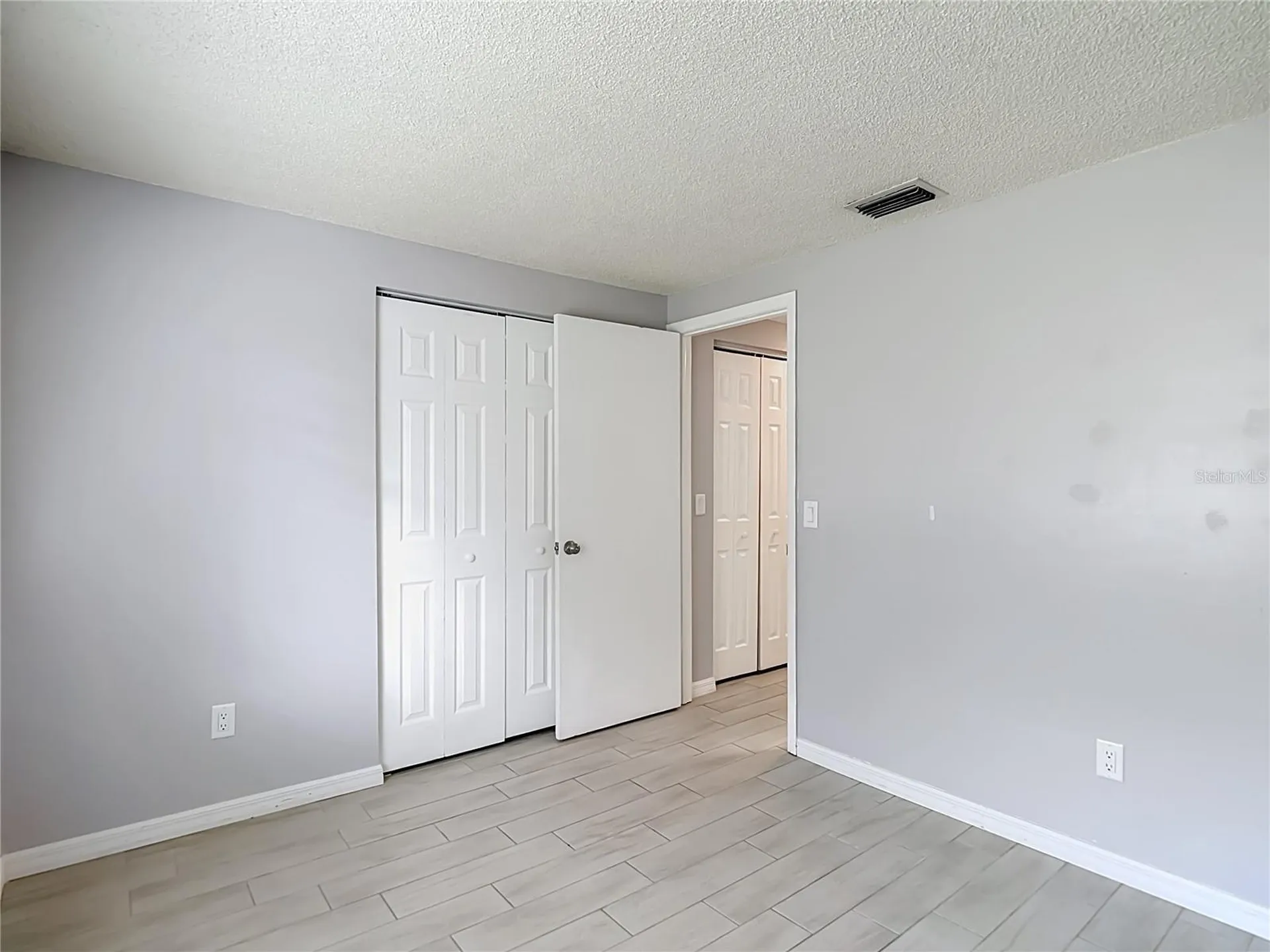 903 Carrie Cove Valrico FL 33594