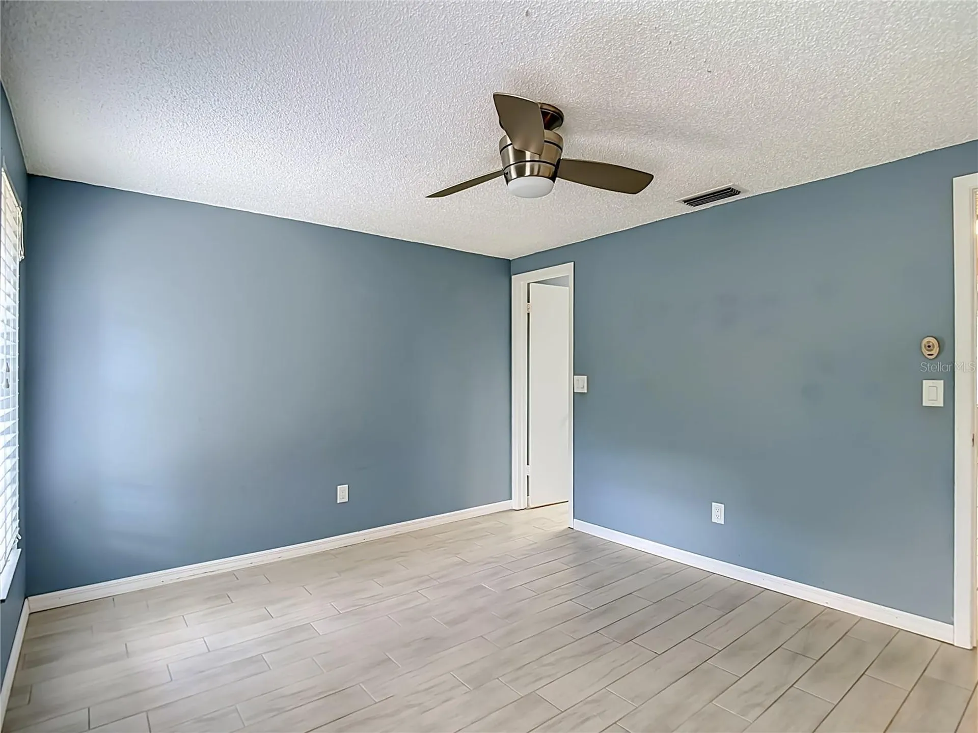 903 Carrie Cove Valrico FL 33594
