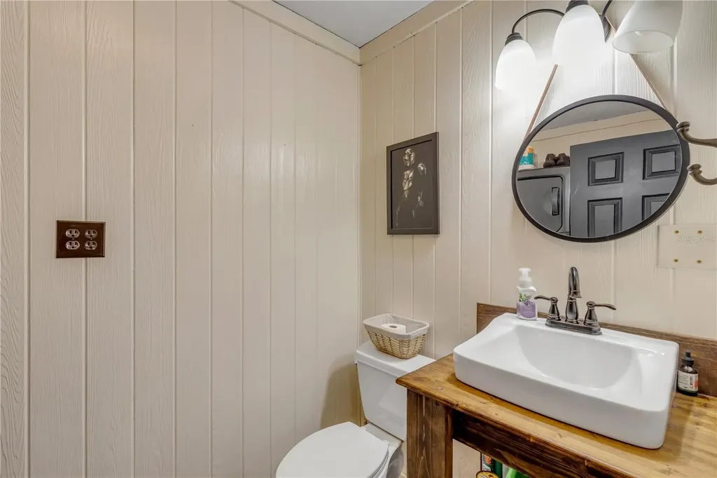 2195 W Poinsettia Drive Port Orange FL 32128