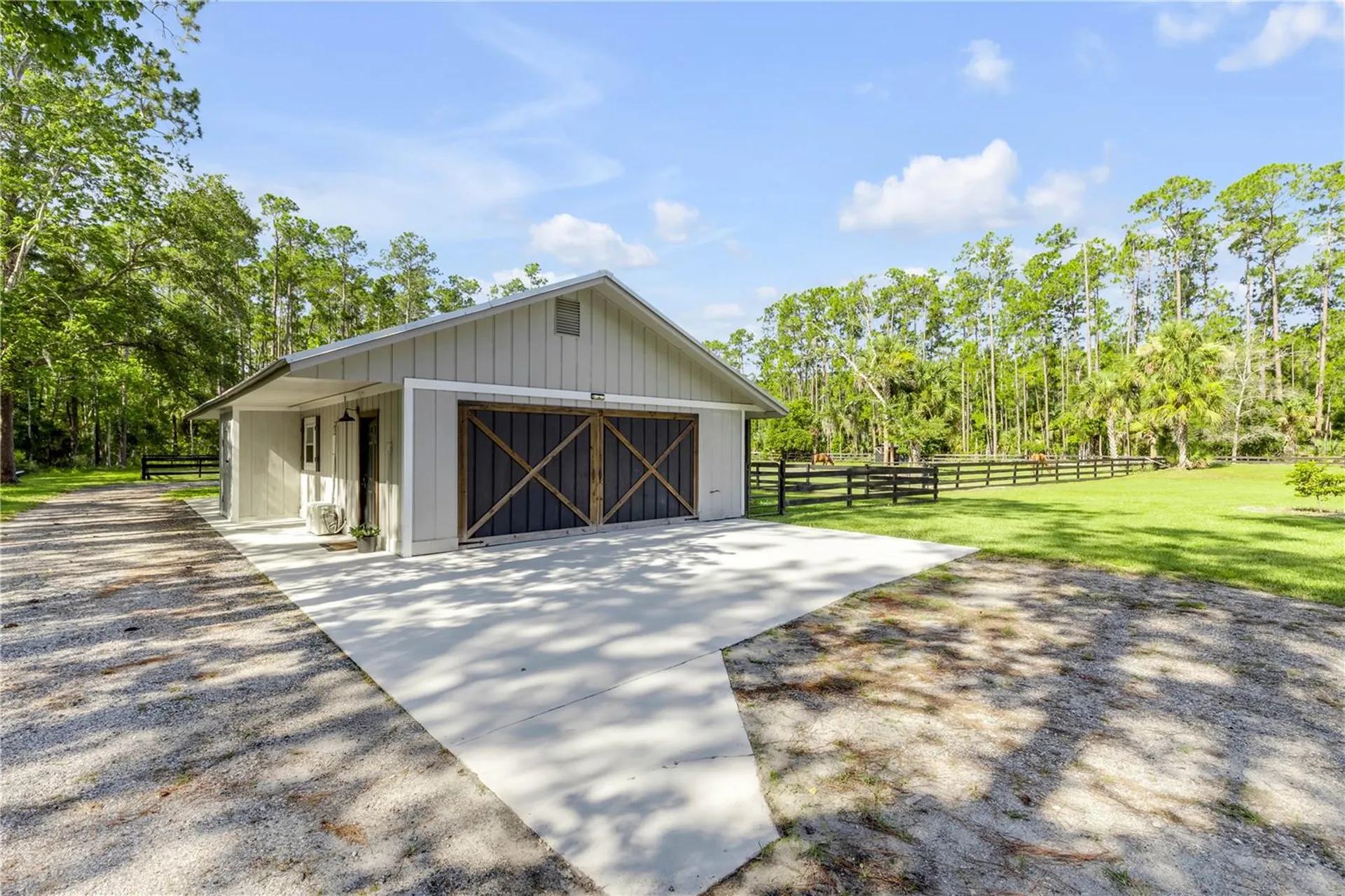 2195 W Poinsettia Drive Port Orange FL 32128