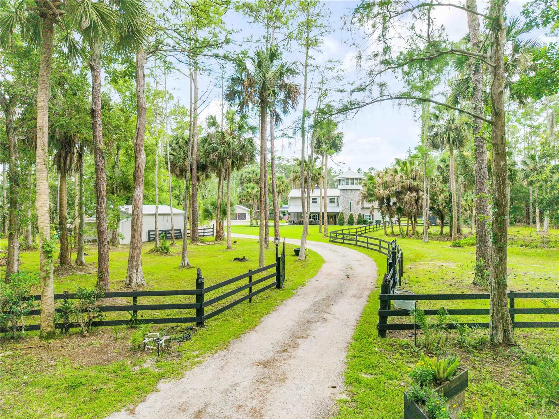2195 W Poinsettia Drive Port Orange FL 32128