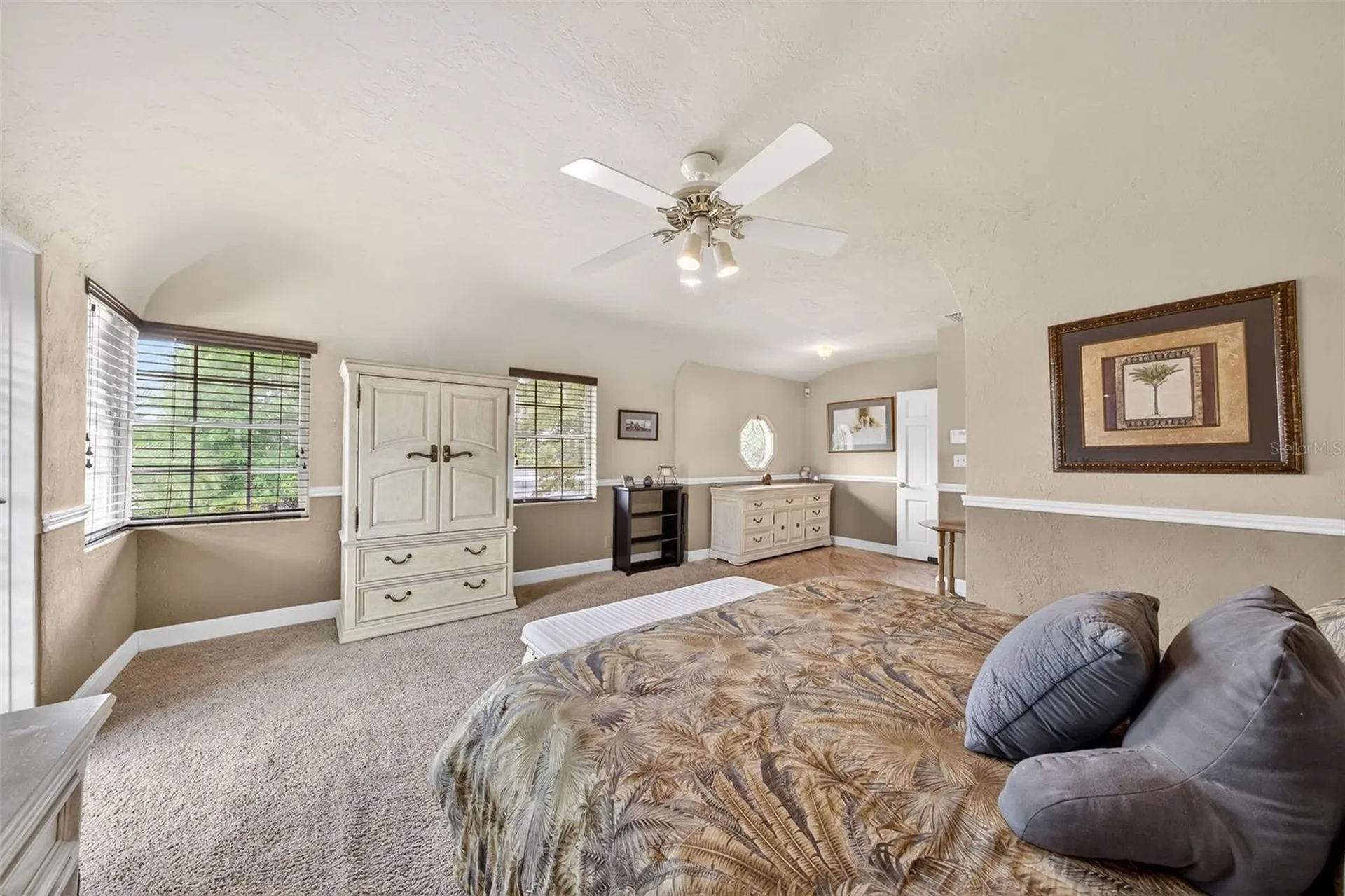 830 Lake Davis Drive Orlando FL 32806