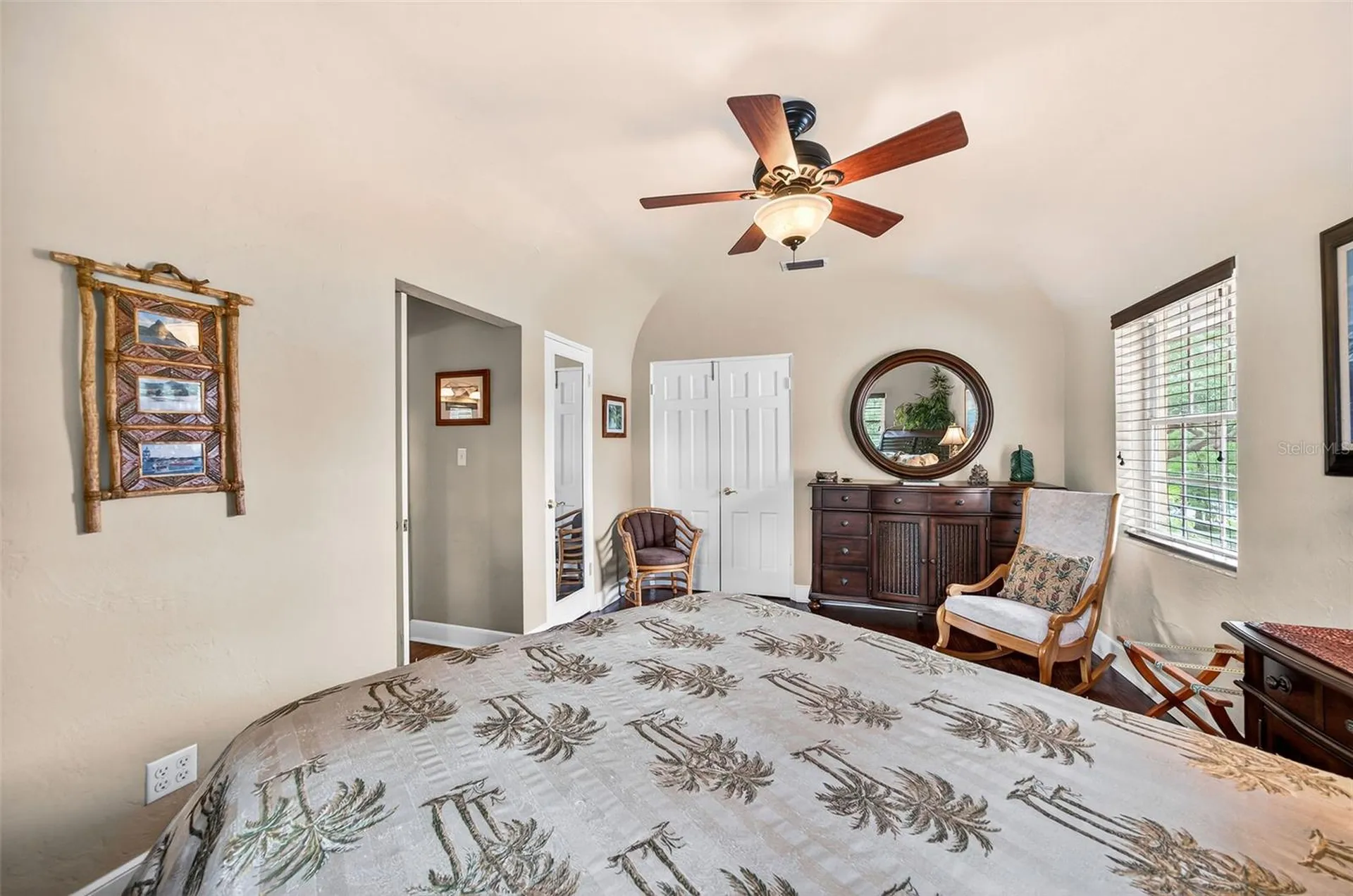 830 Lake Davis Drive Orlando FL 32806