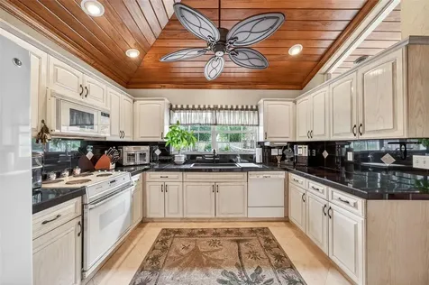 830 Lake Davis Drive Orlando FL 32806