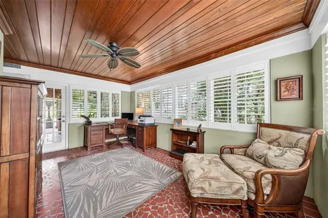 830 Lake Davis Drive Orlando FL 32806