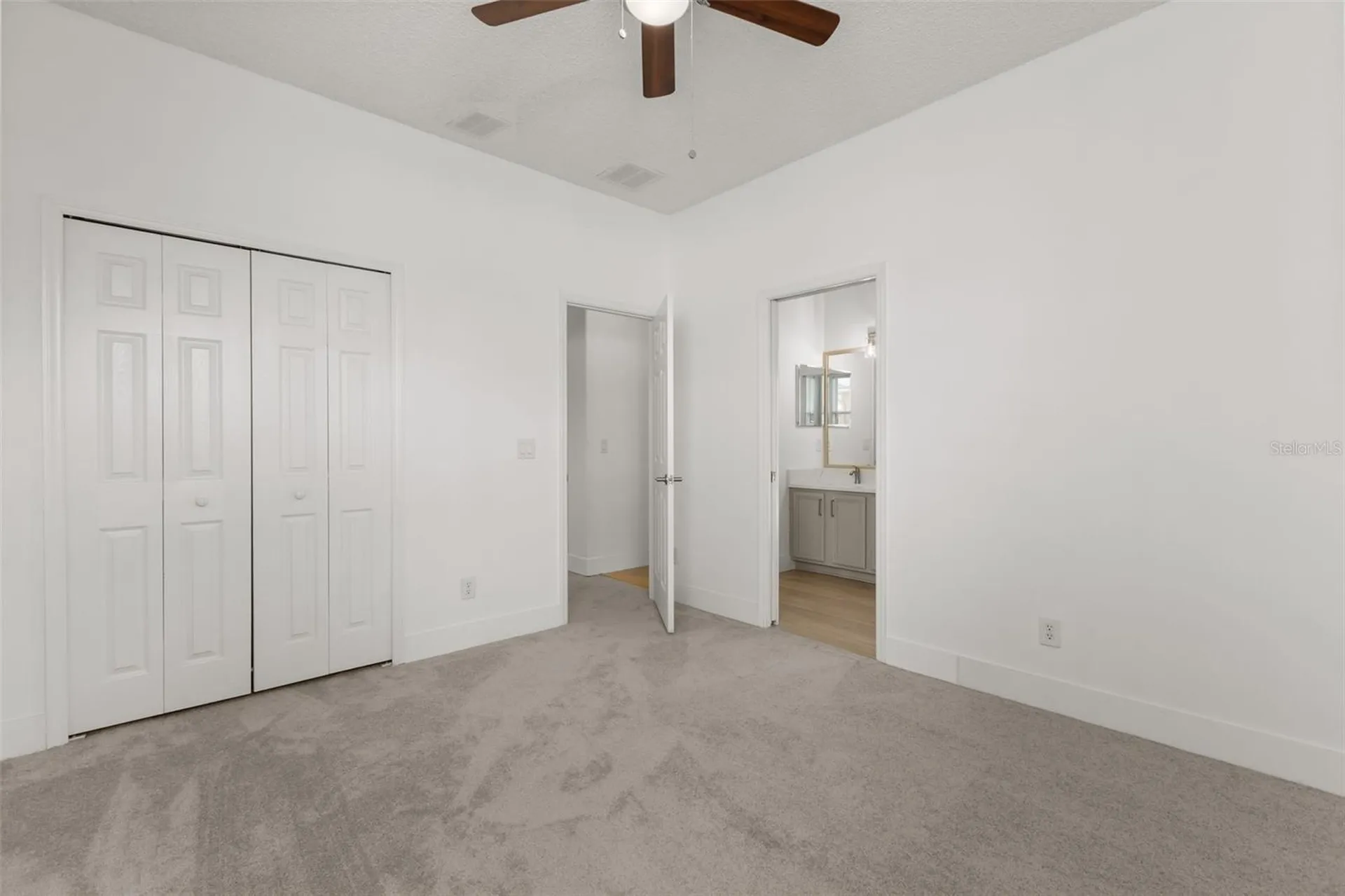 5101 Cedarleaf Lane Orlando FL 32829
