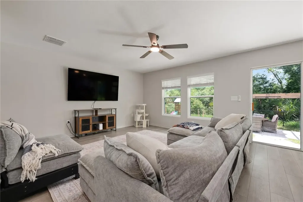 15530 Maynard Avenue Port Charlotte FL 33953