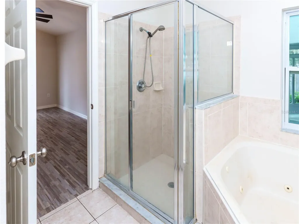 18915 Nest Fern Circle Tampa FL 33647