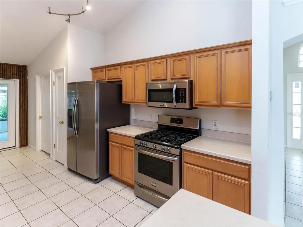 18915 Nest Fern Circle Tampa FL 33647