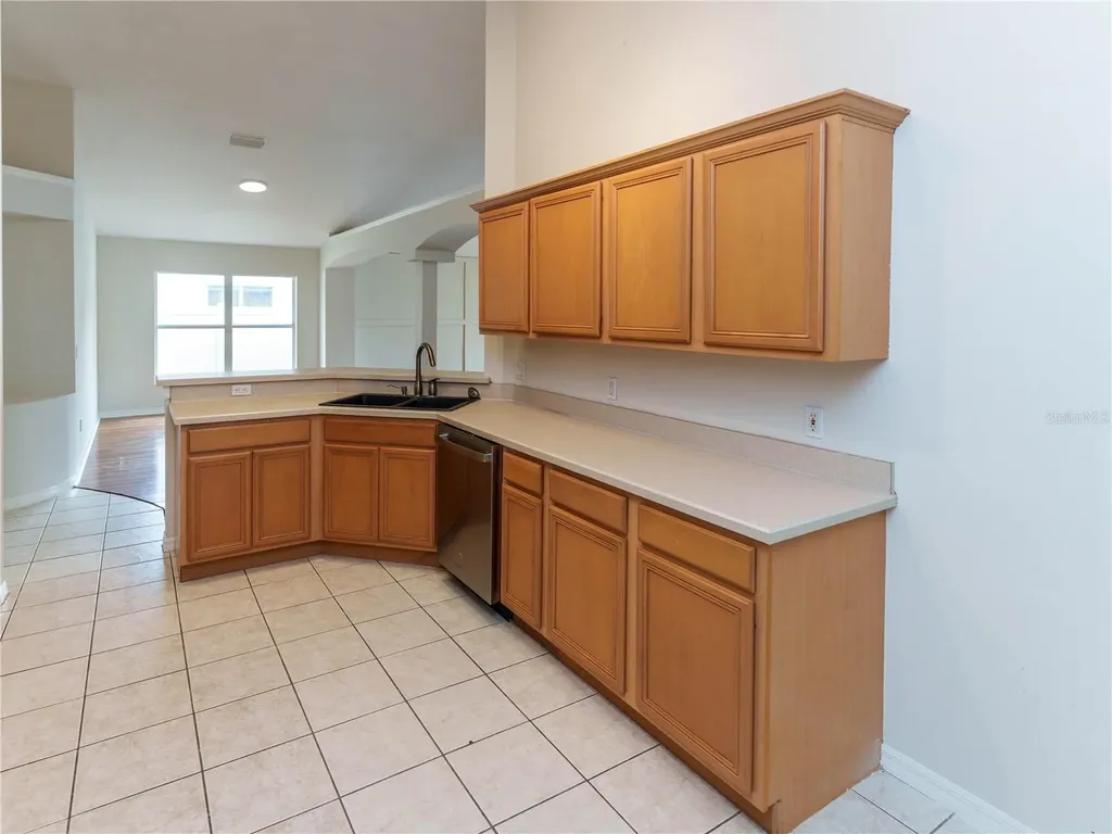 18915 Nest Fern Circle Tampa FL 33647