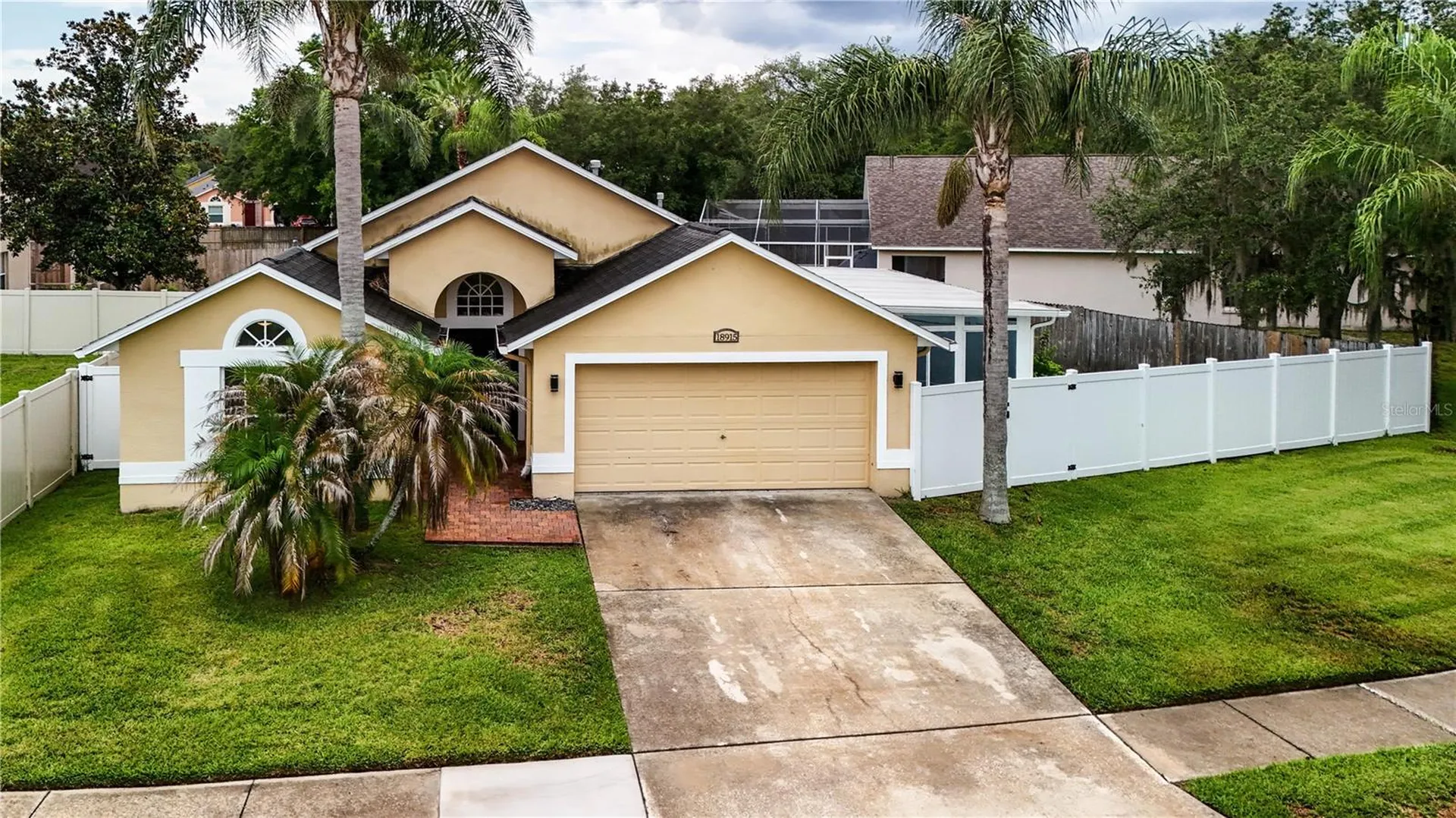 18915 Nest Fern Circle Tampa FL 33647