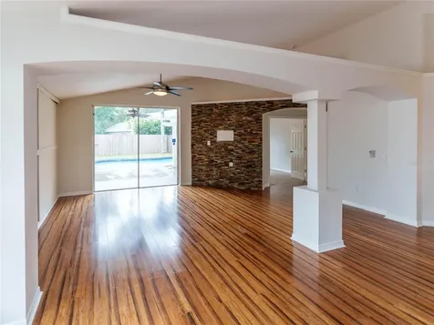 18915 Nest Fern Circle Tampa FL 33647