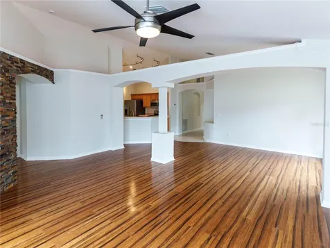 18915 Nest Fern Circle Tampa FL 33647