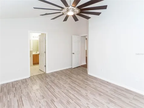 18915 Nest Fern Circle Tampa FL 33647