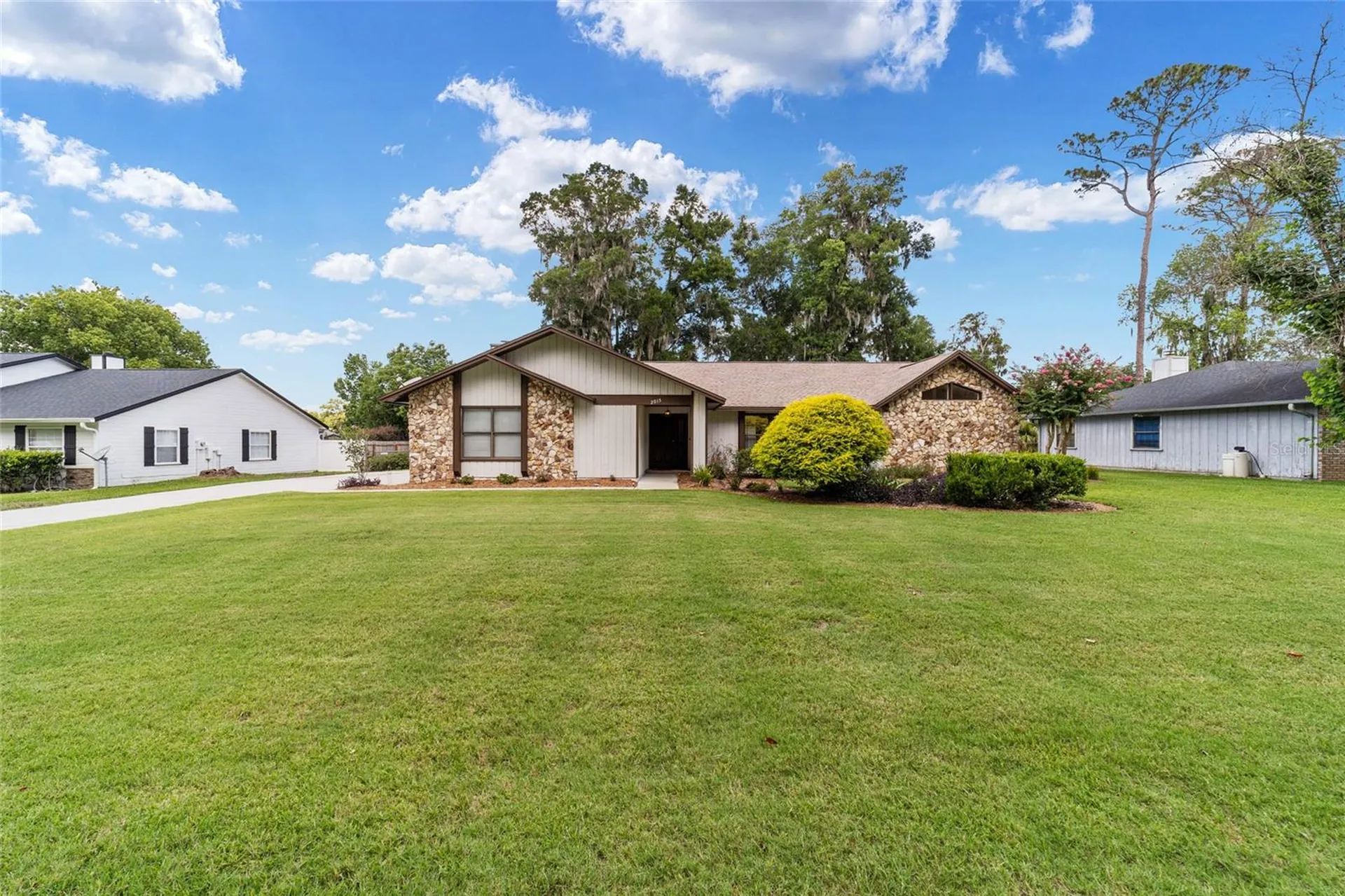 2015 SE 34th Street Ocala FL 34471