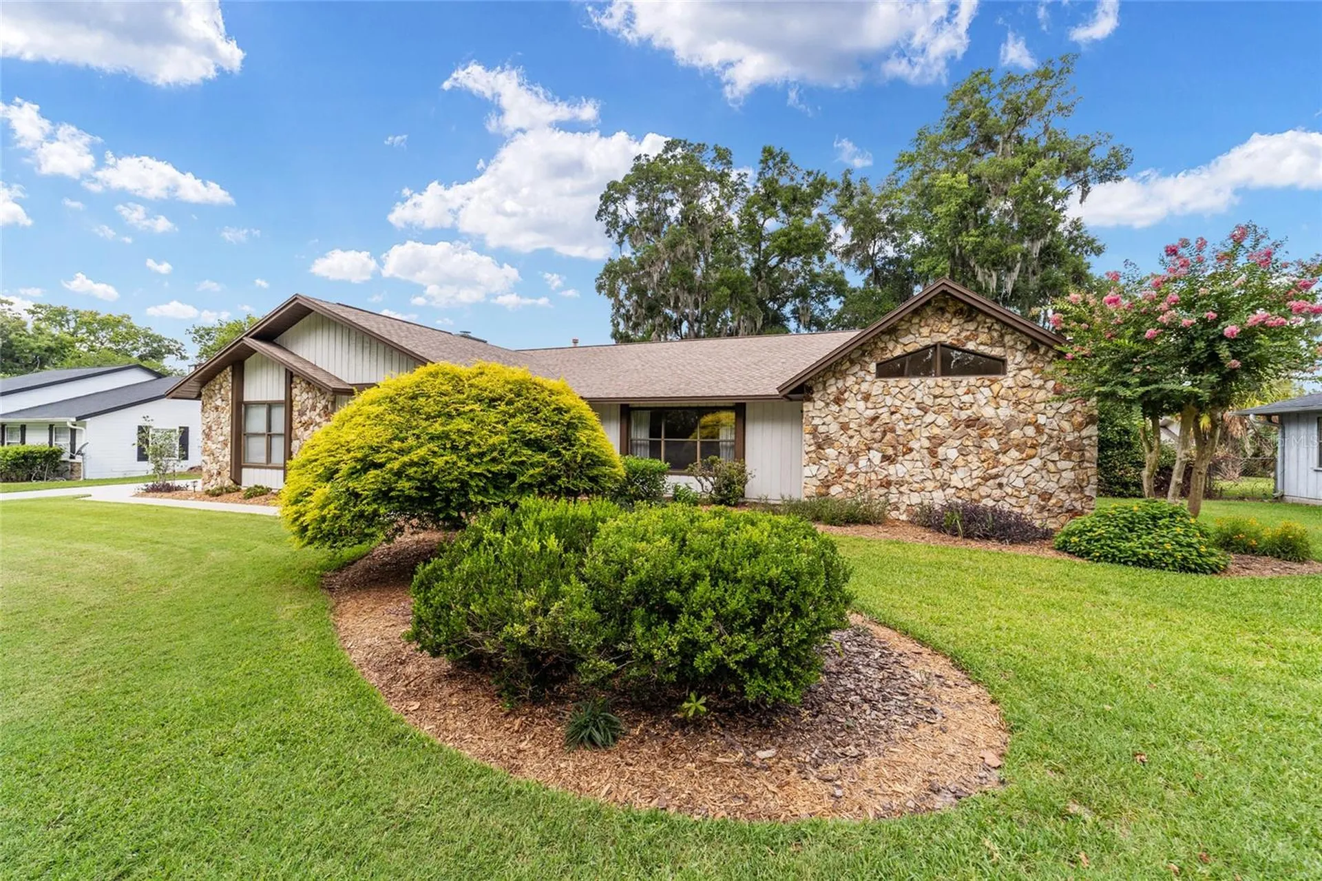 2015 SE 34th Street Ocala FL 34471