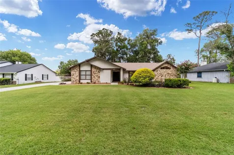2015 SE 34th Street Ocala FL 34471