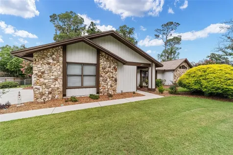 2015 SE 34th Street Ocala FL 34471