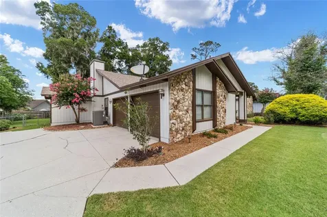 2015 SE 34th Street Ocala FL 34471