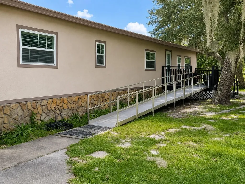 15355 SW 85 Avenue Dunnellon FL 34432