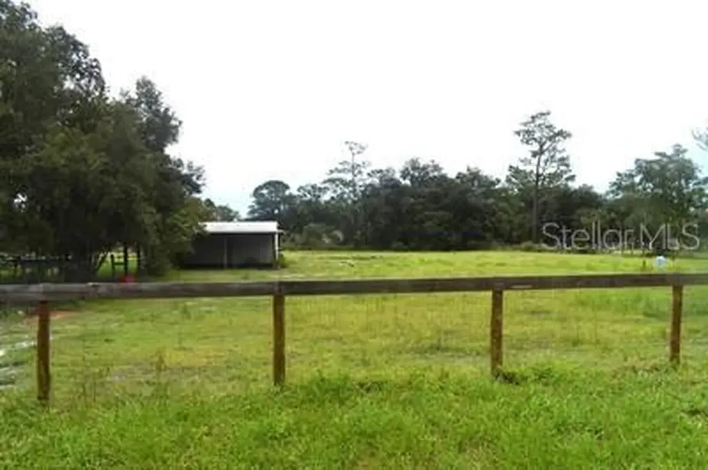 15355 SW 85 Avenue Dunnellon FL 34432