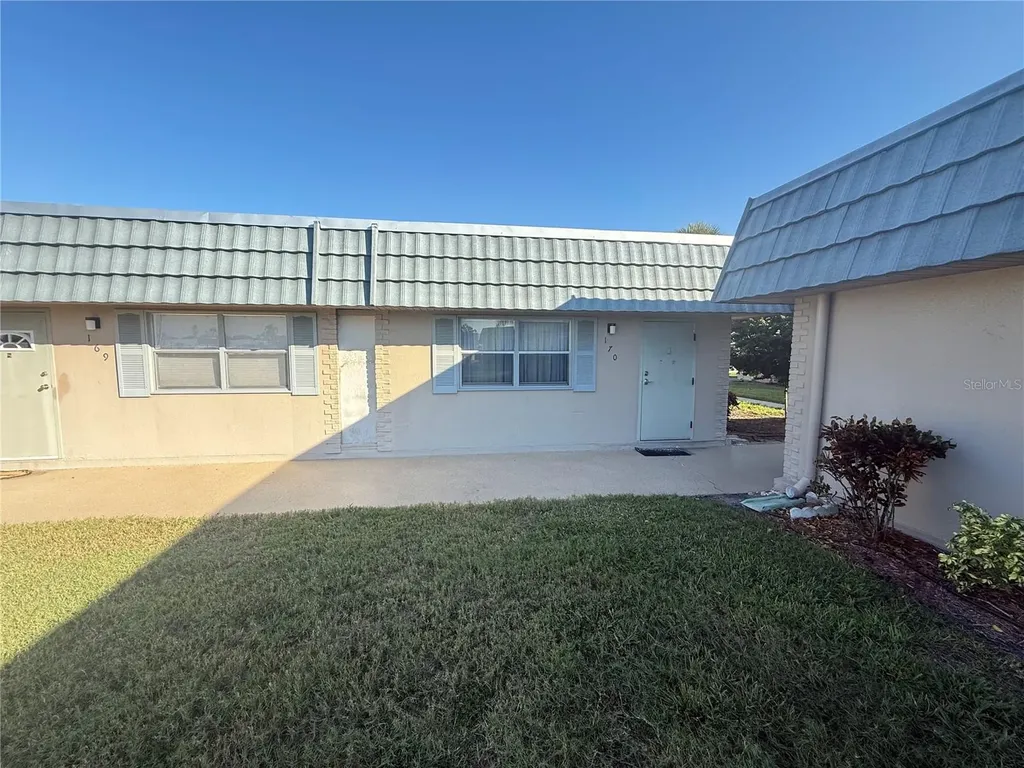 1802 Bedford Terrace Sun City Center FL 33573