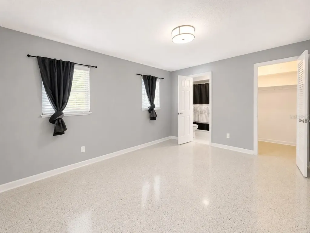 1624 Sandstone Court Clearwater FL 33756