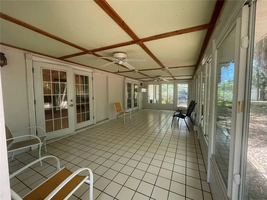 1624 Sandstone Court Clearwater FL 33756