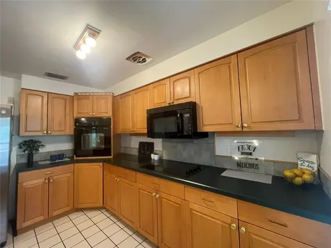 1624 Sandstone Court Clearwater FL 33756