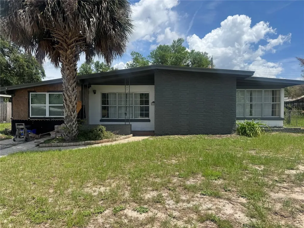 160 Pinecrest Drive Sanford FL 32773