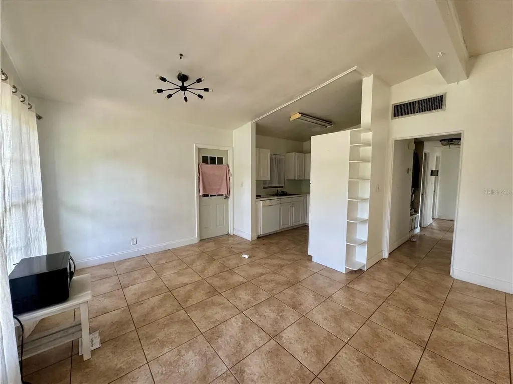 160 Pinecrest Drive Sanford FL 32773