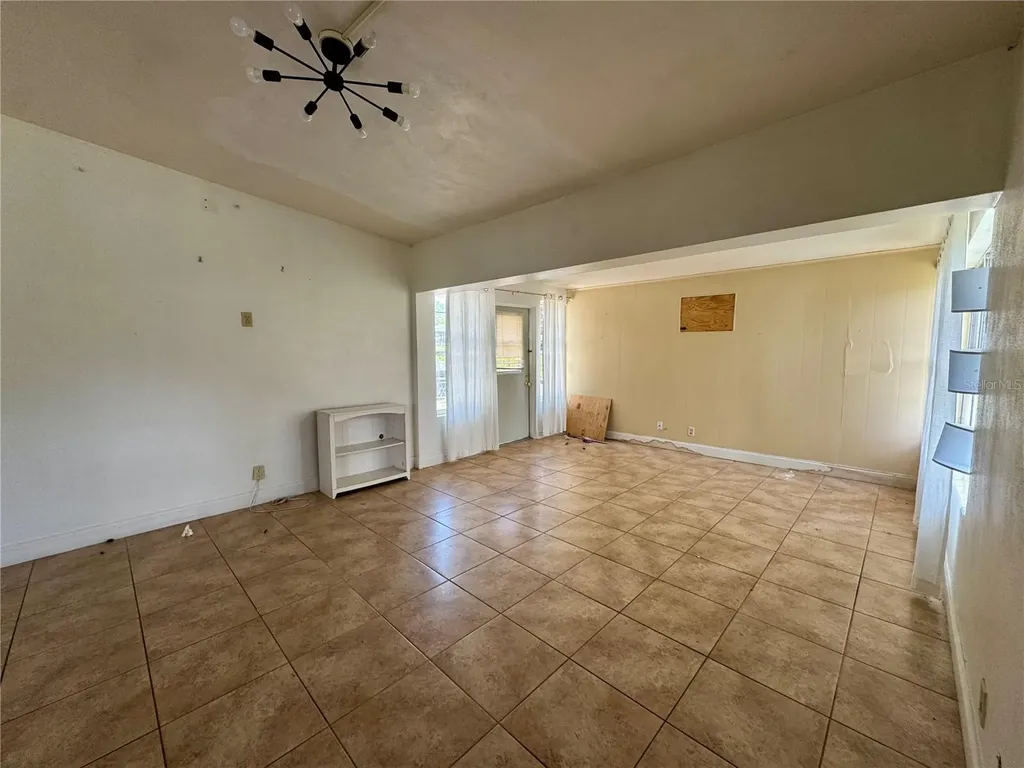 160 Pinecrest Drive Sanford FL 32773