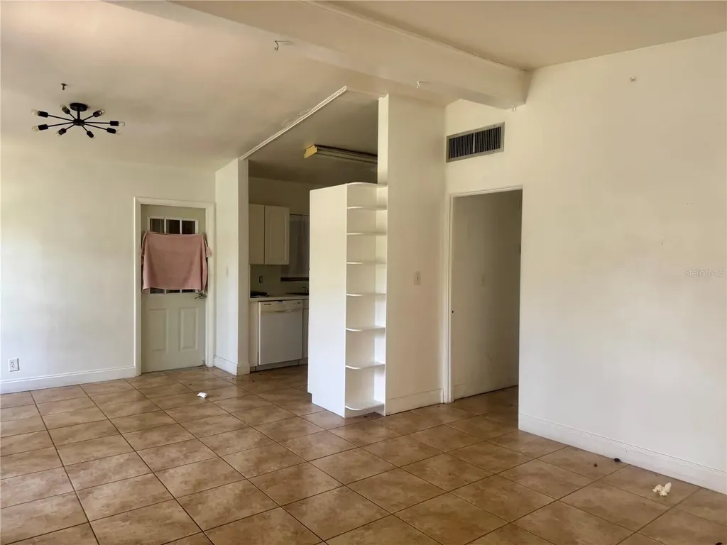 160 Pinecrest Drive Sanford FL 32773