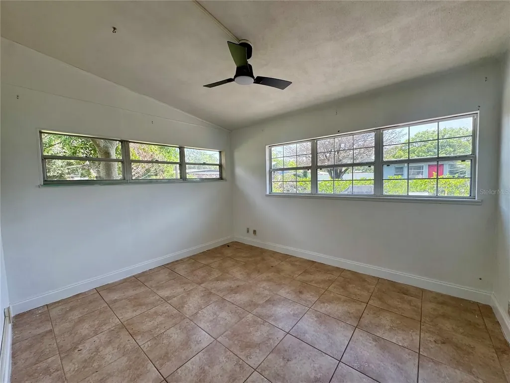 160 Pinecrest Drive Sanford FL 32773