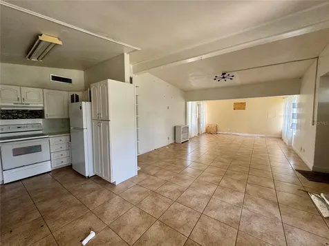 160 Pinecrest Drive Sanford FL 32773