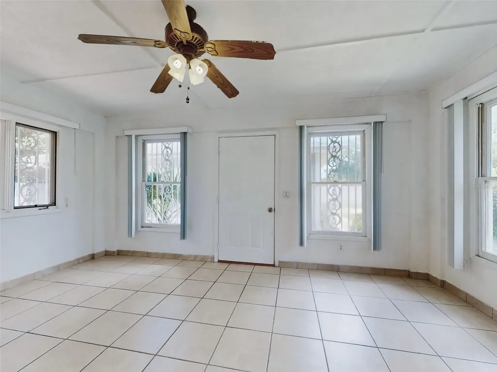 203 N Duss Street New Smyrna Beach FL 32168