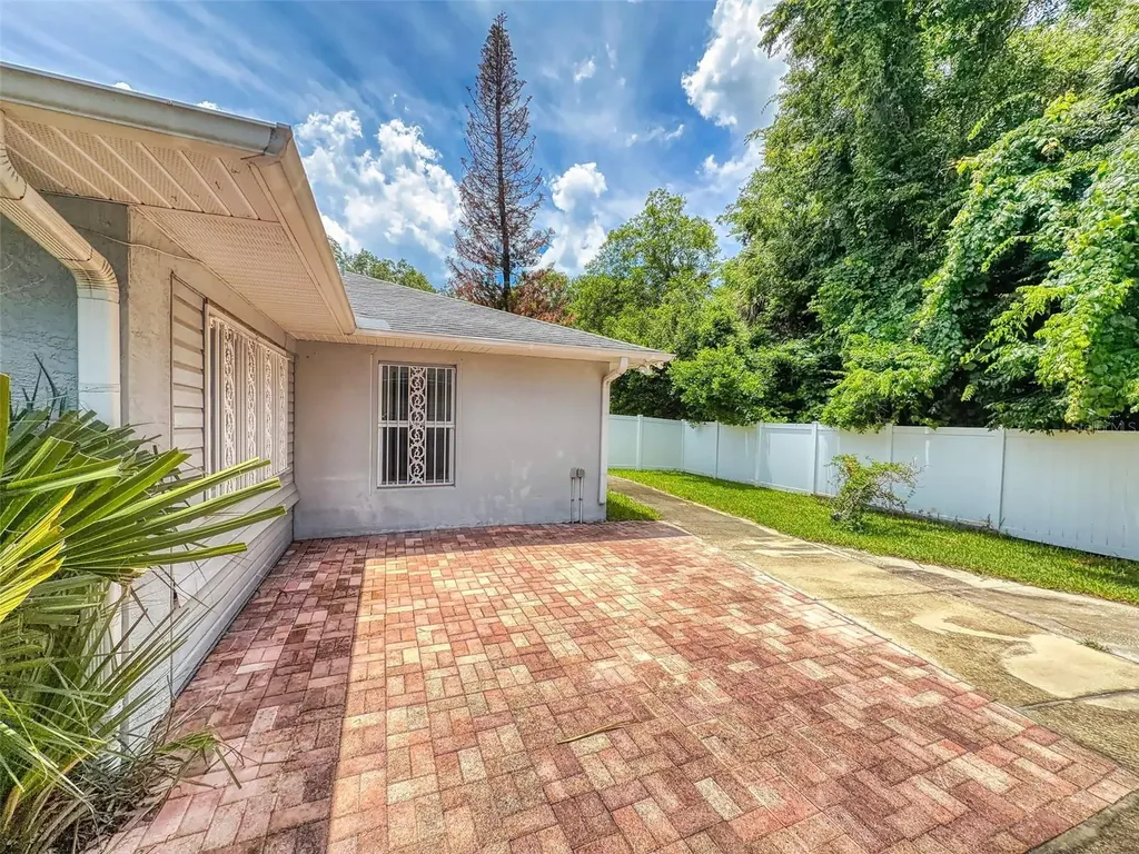 203 N Duss Street New Smyrna Beach FL 32168