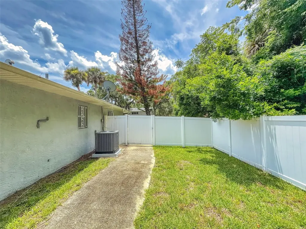 203 N Duss Street New Smyrna Beach FL 32168
