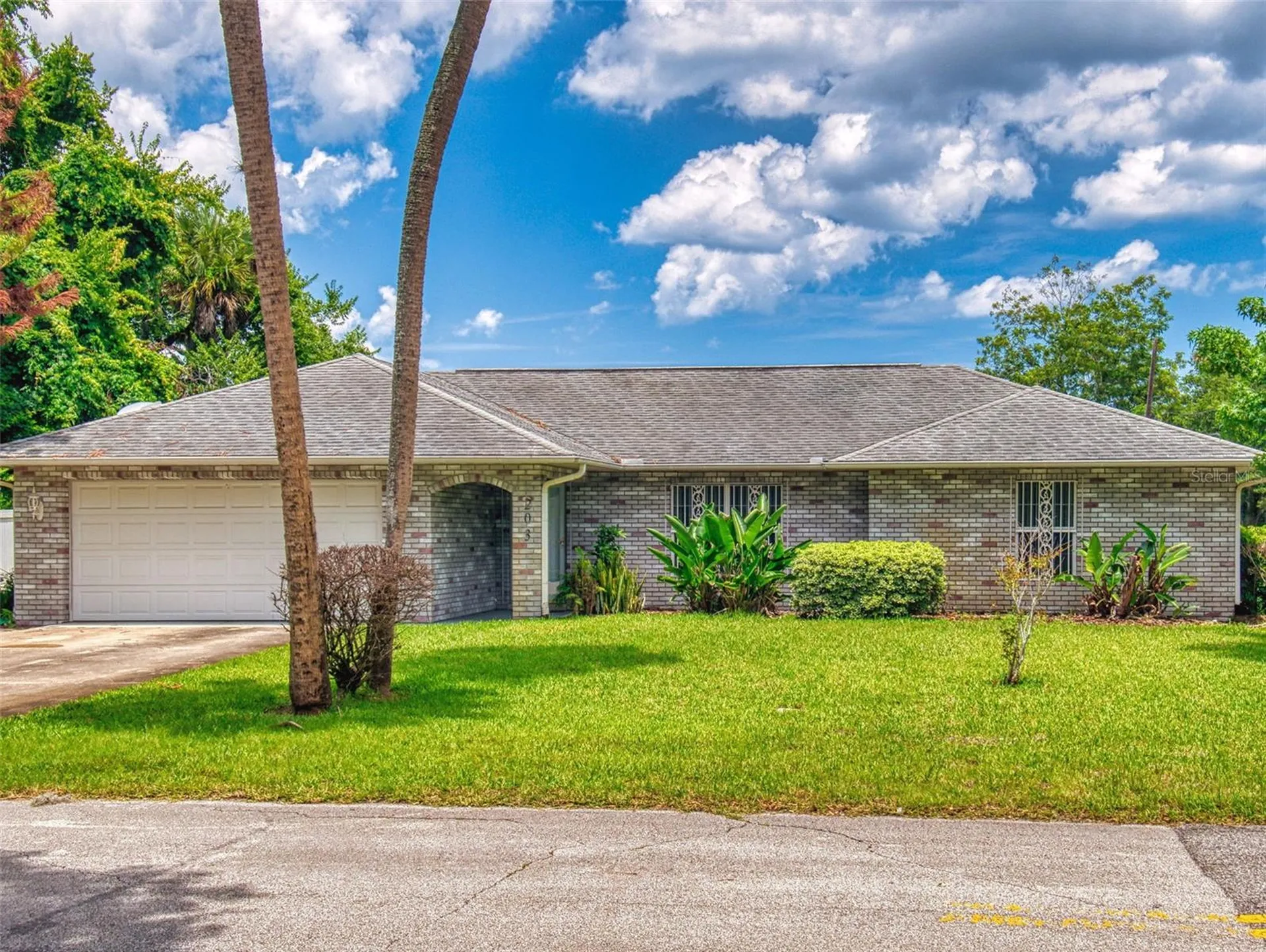 203 N Duss Street New Smyrna Beach FL 32168