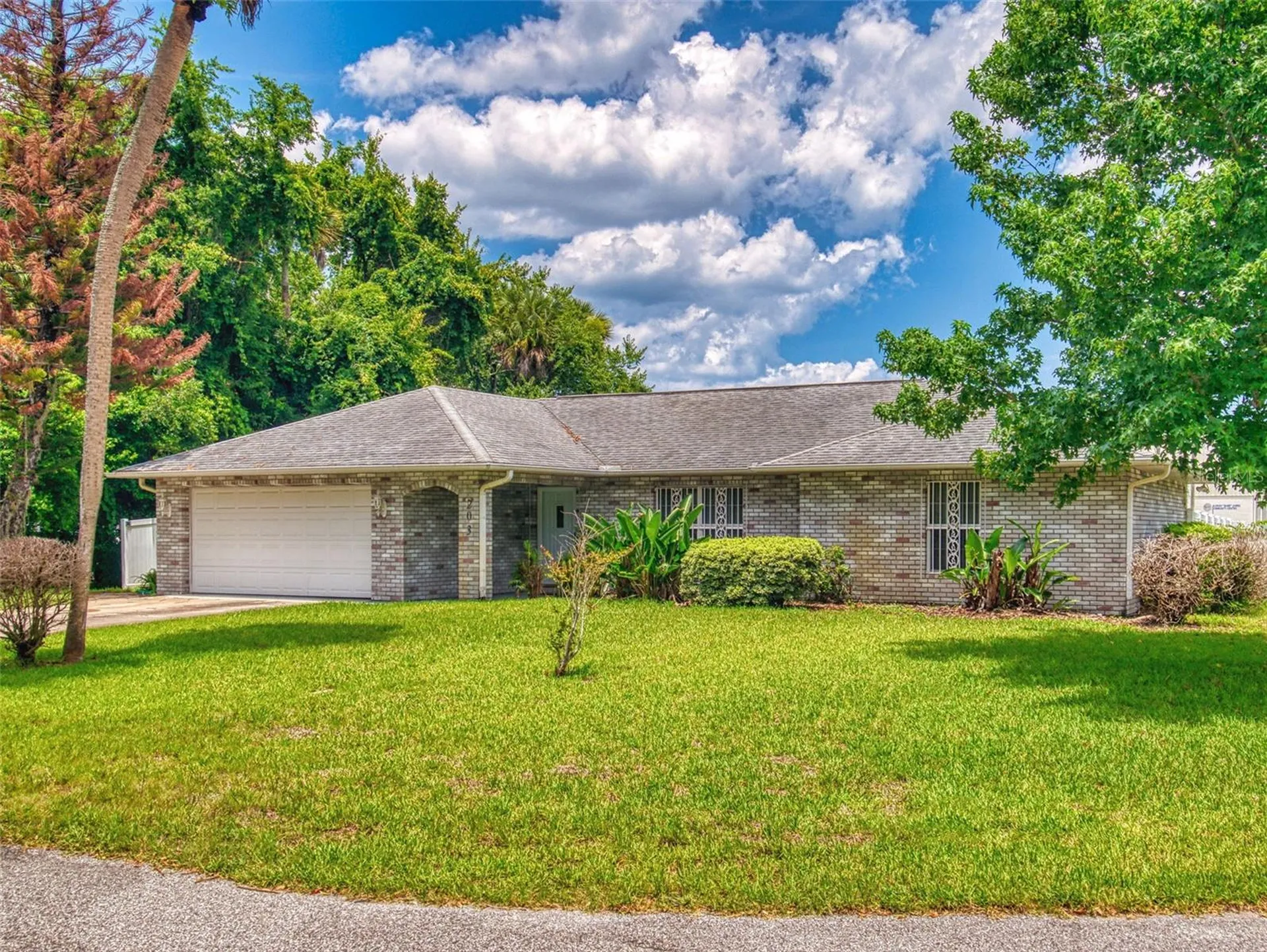 203 N Duss Street New Smyrna Beach FL 32168