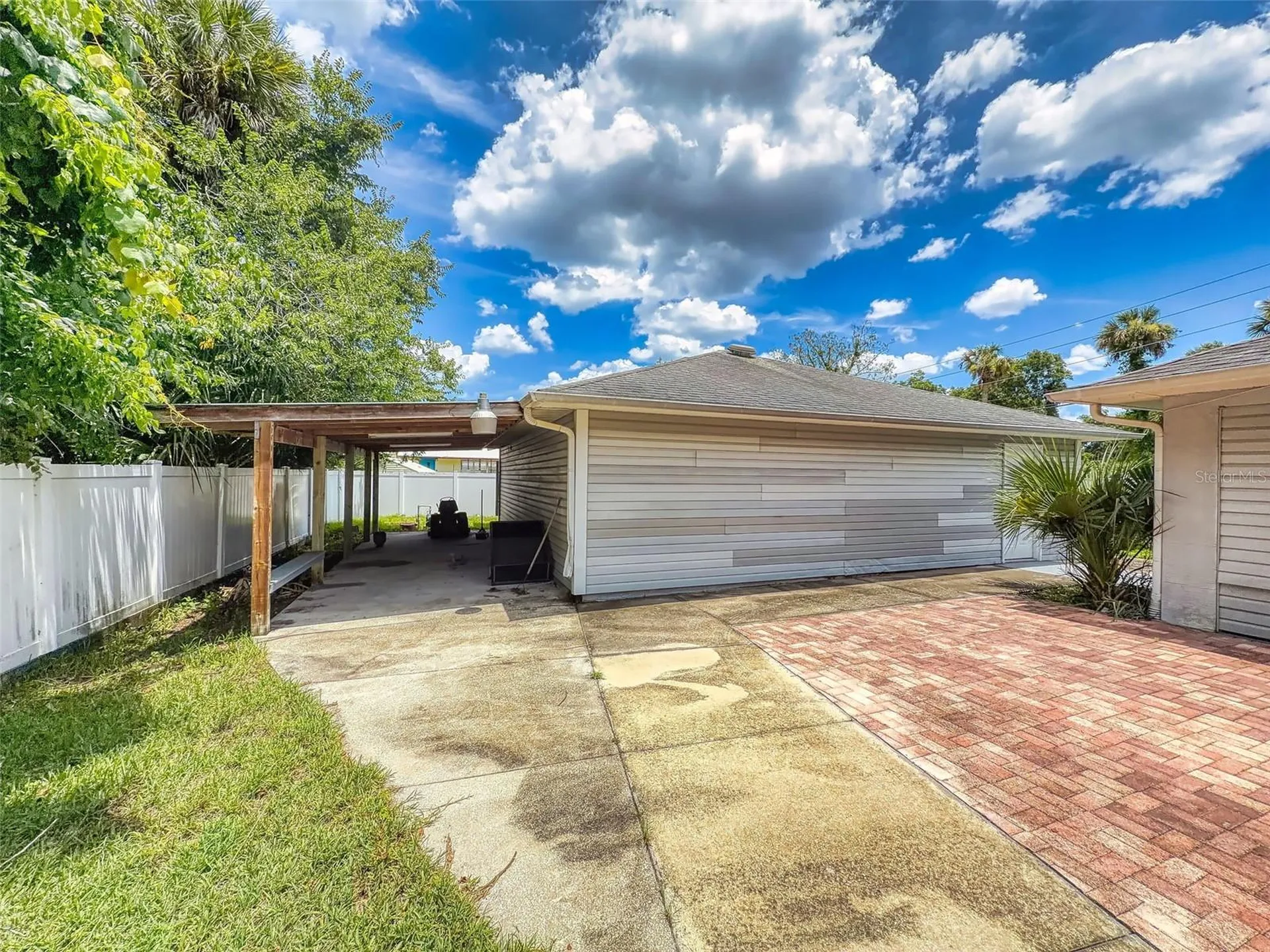 203 N Duss Street New Smyrna Beach FL 32168