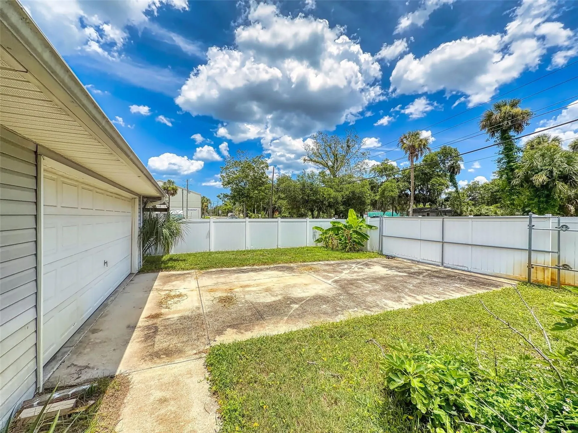 203 N Duss Street New Smyrna Beach FL 32168