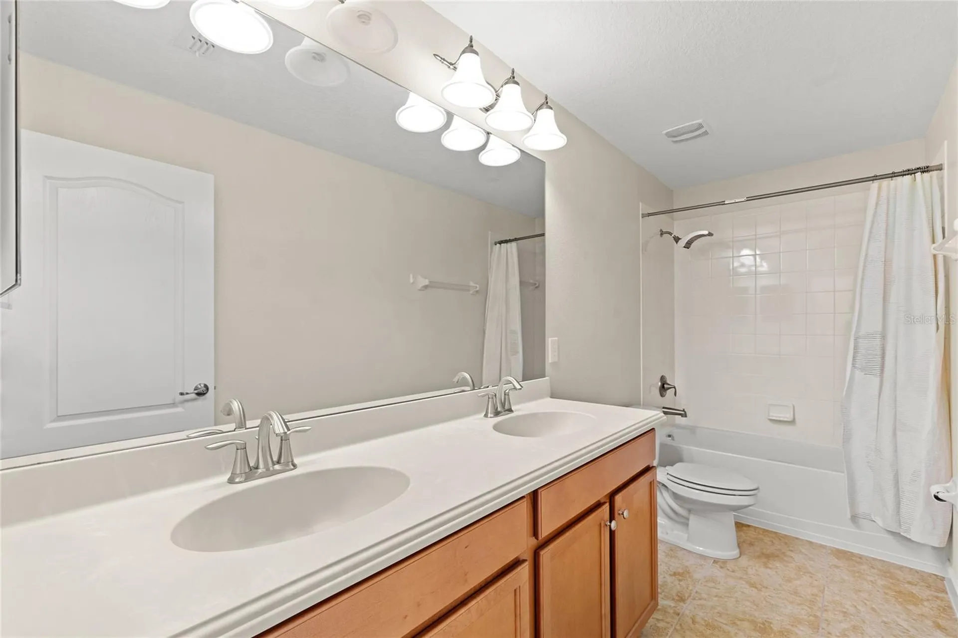 2892 Spring Breeze Way Kissimmee FL 34744