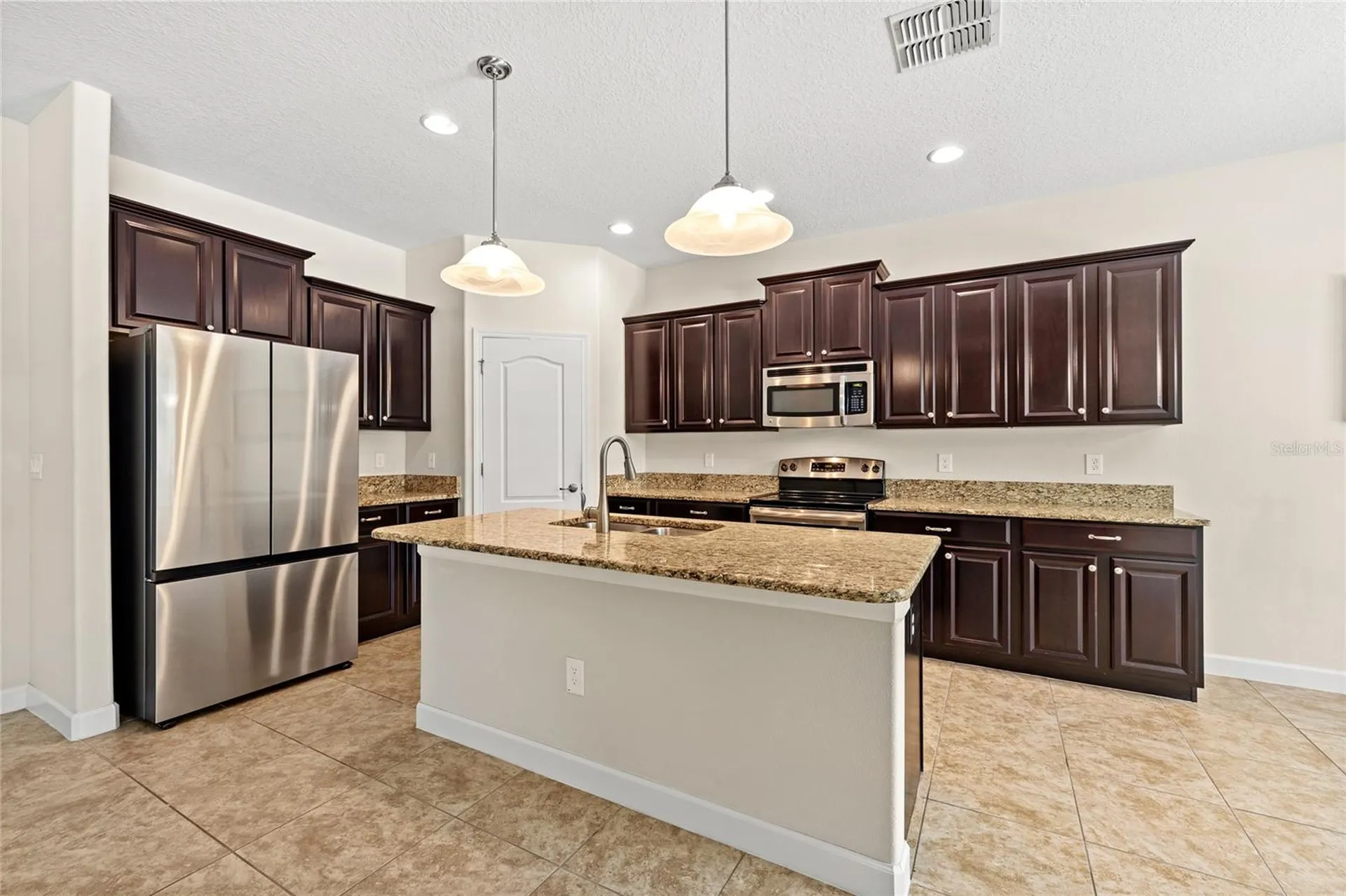 2892 Spring Breeze Way Kissimmee FL 34744